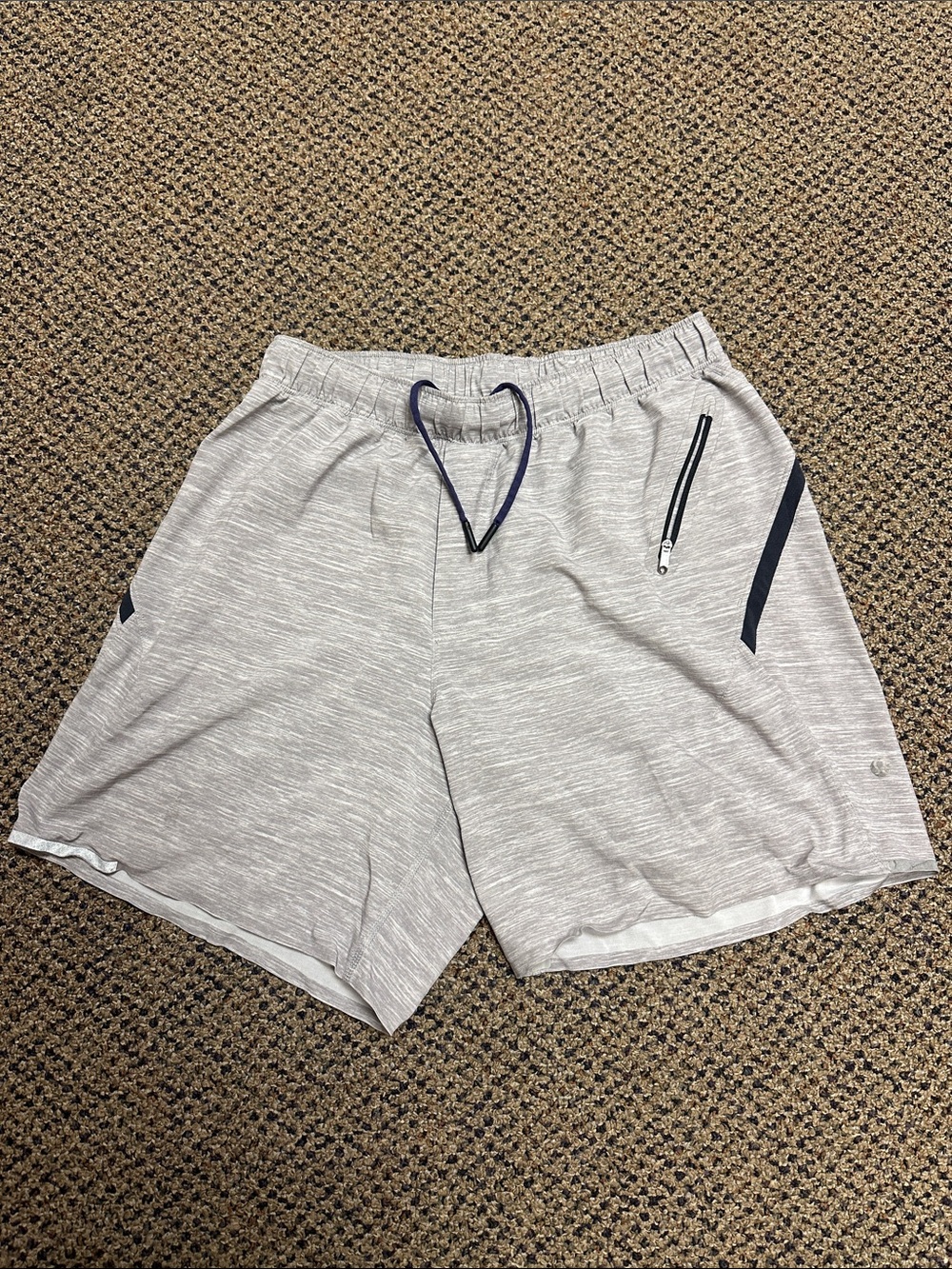 Men’s Lululemon Linerless 7” Surge Shorts - Size Medium
